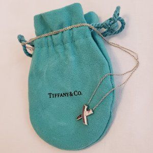 Tiffany & Co. Paloma's Graffiti X Pendant necklace